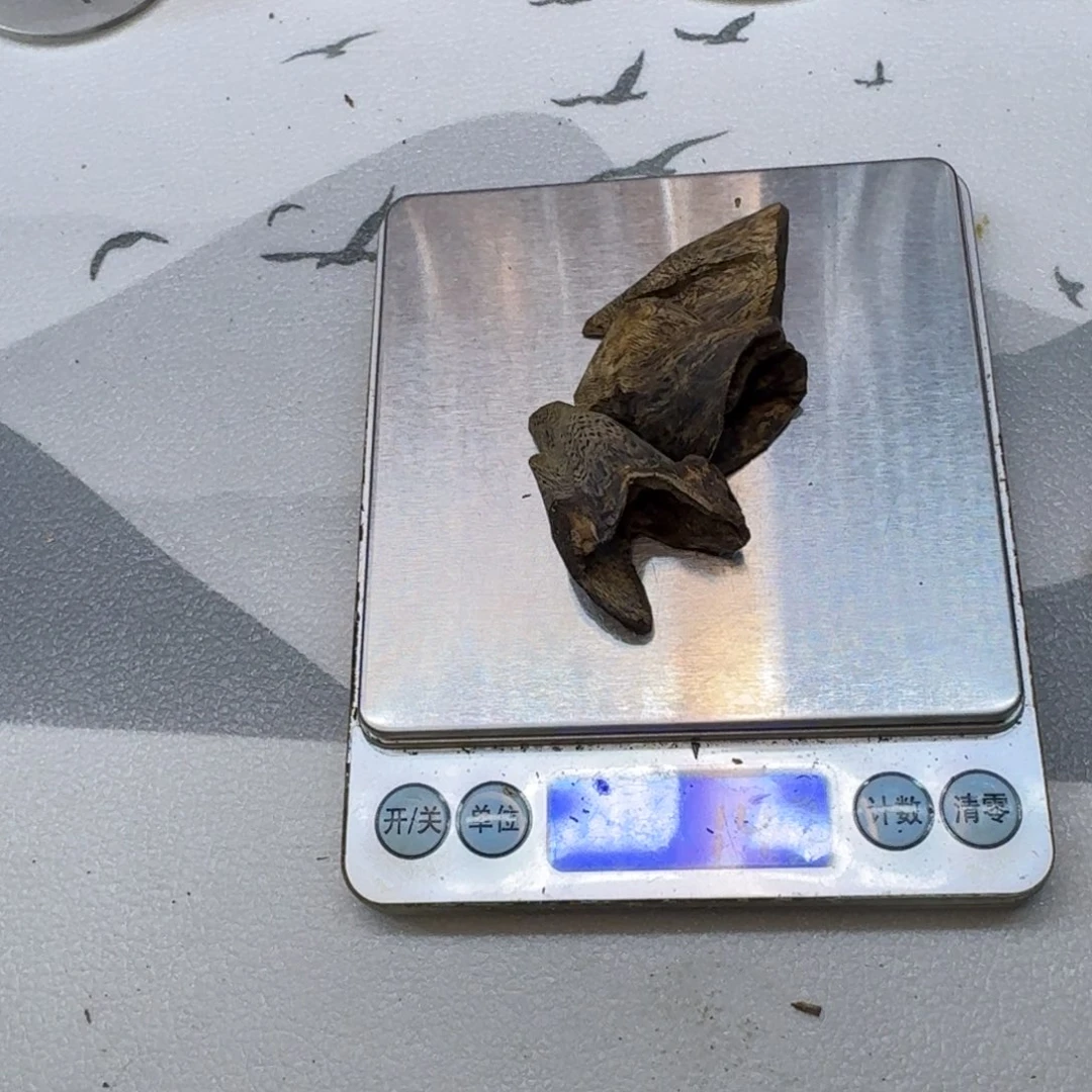 沉香沉香碎屑奇楠留疤原材料