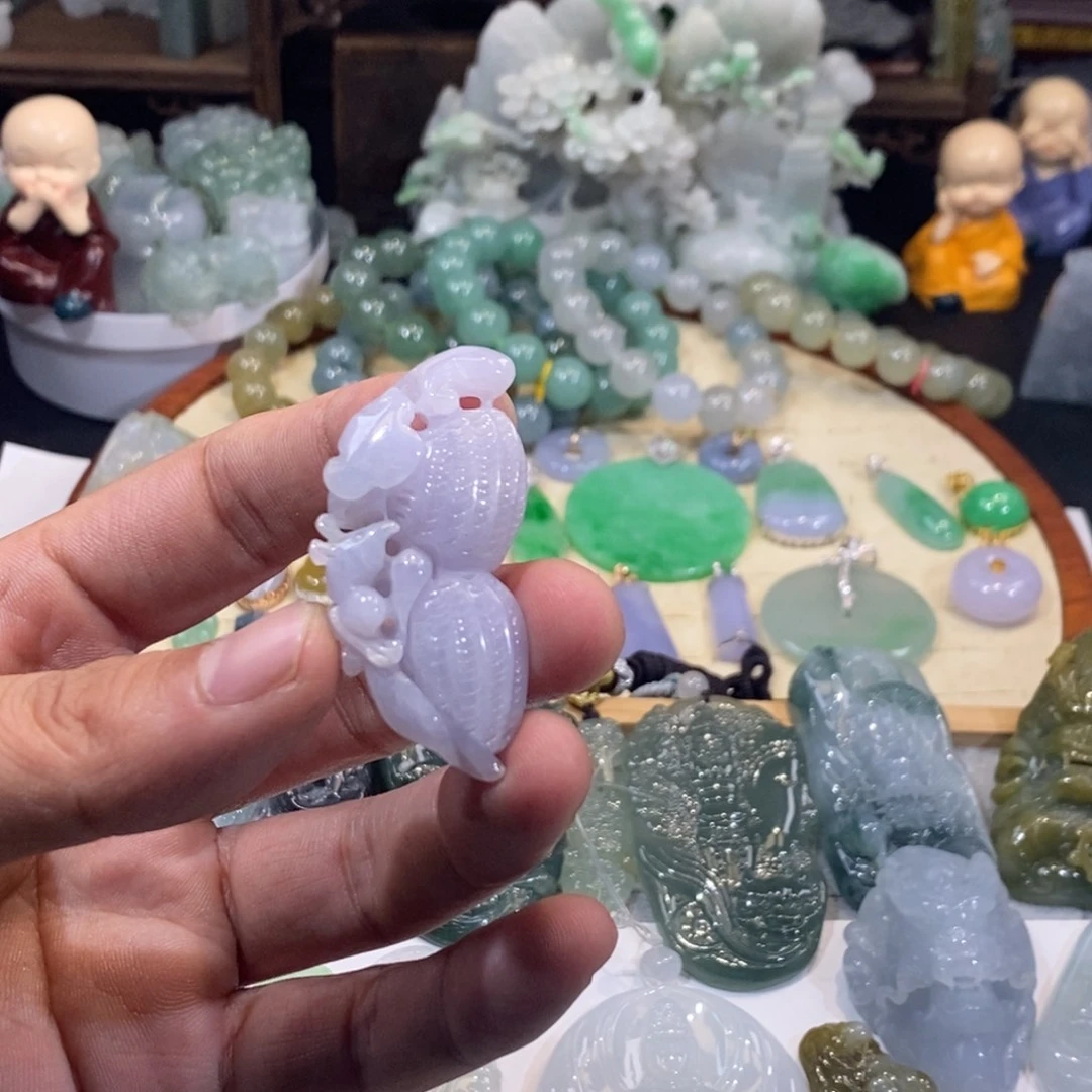 翡翠未镶嵌吊坠(不含链)紫花生