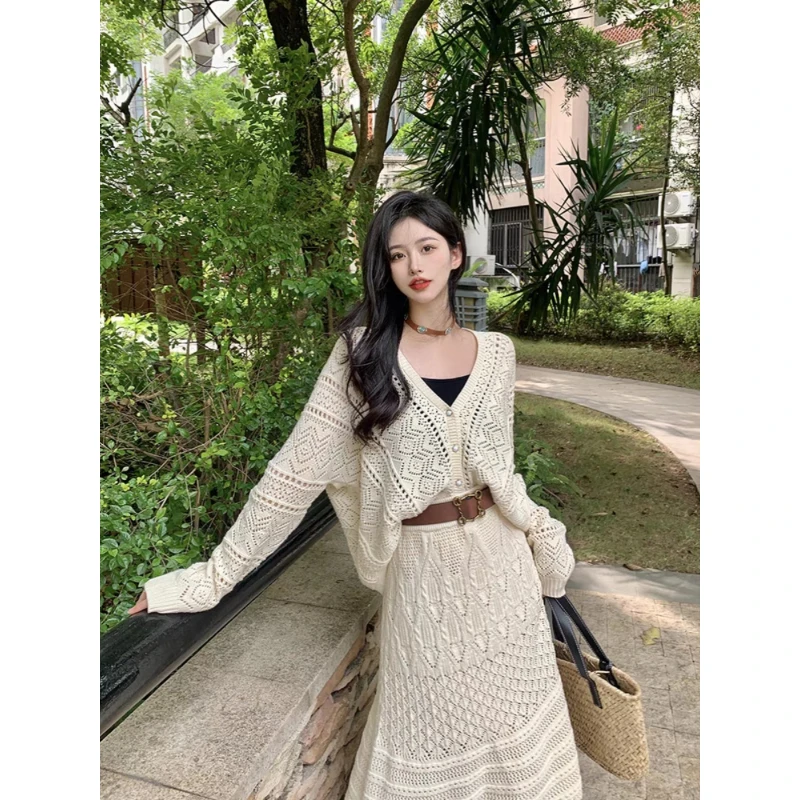 小香风钩花针织衫半身裙两件套装盐系轻熟显瘦减龄连衣裙早春时尚