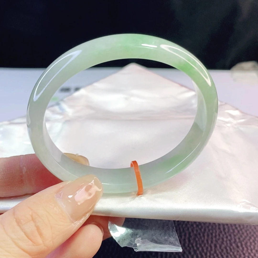 翡翠手镯未镶嵌55.2贵妃