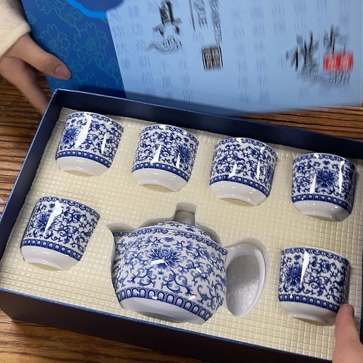 孤品茶具套装等。