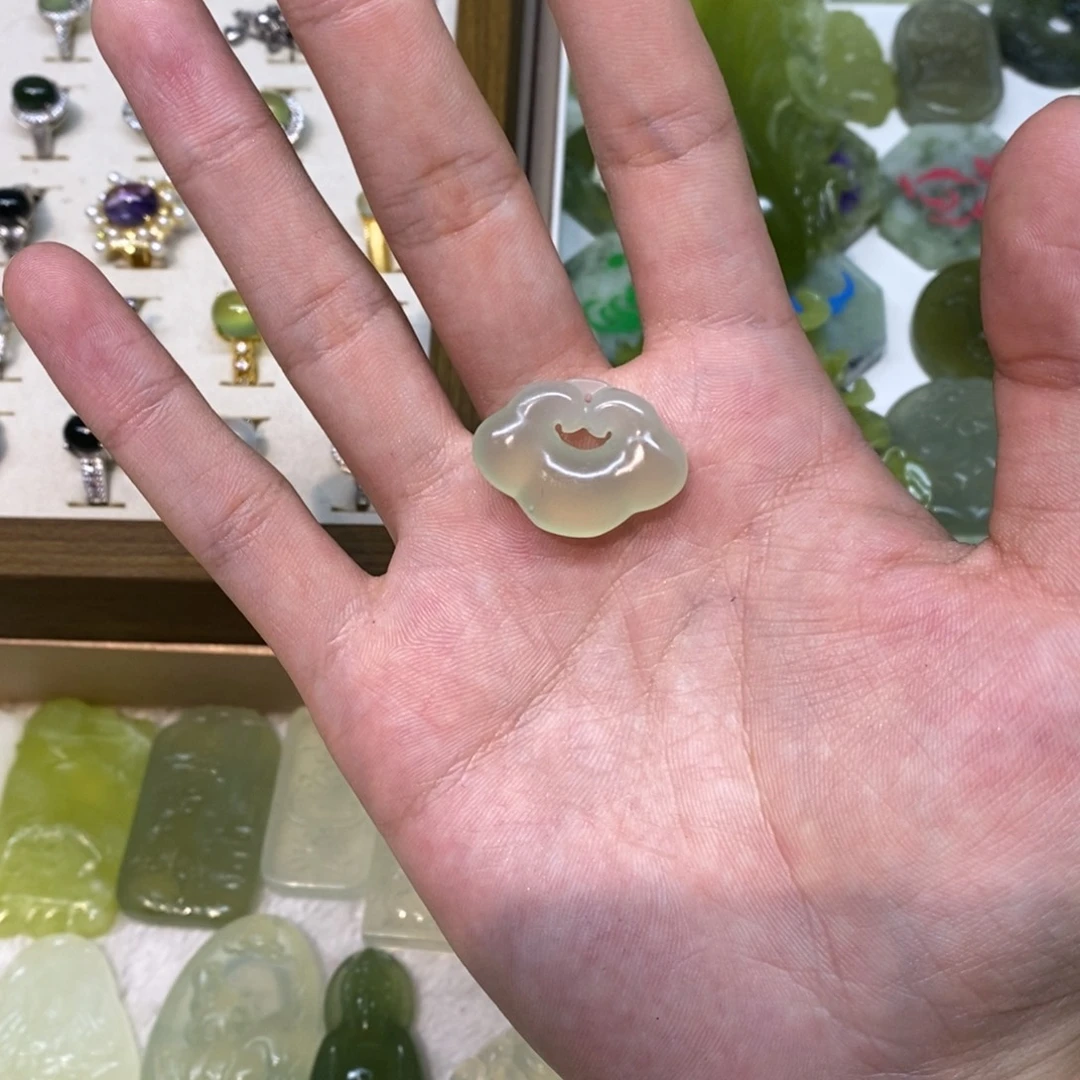 岫玉未镶嵌吊坠(不含链)两单包邮