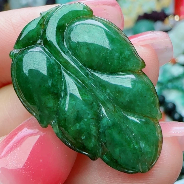 翡翠未镶嵌颈饰天然A货36