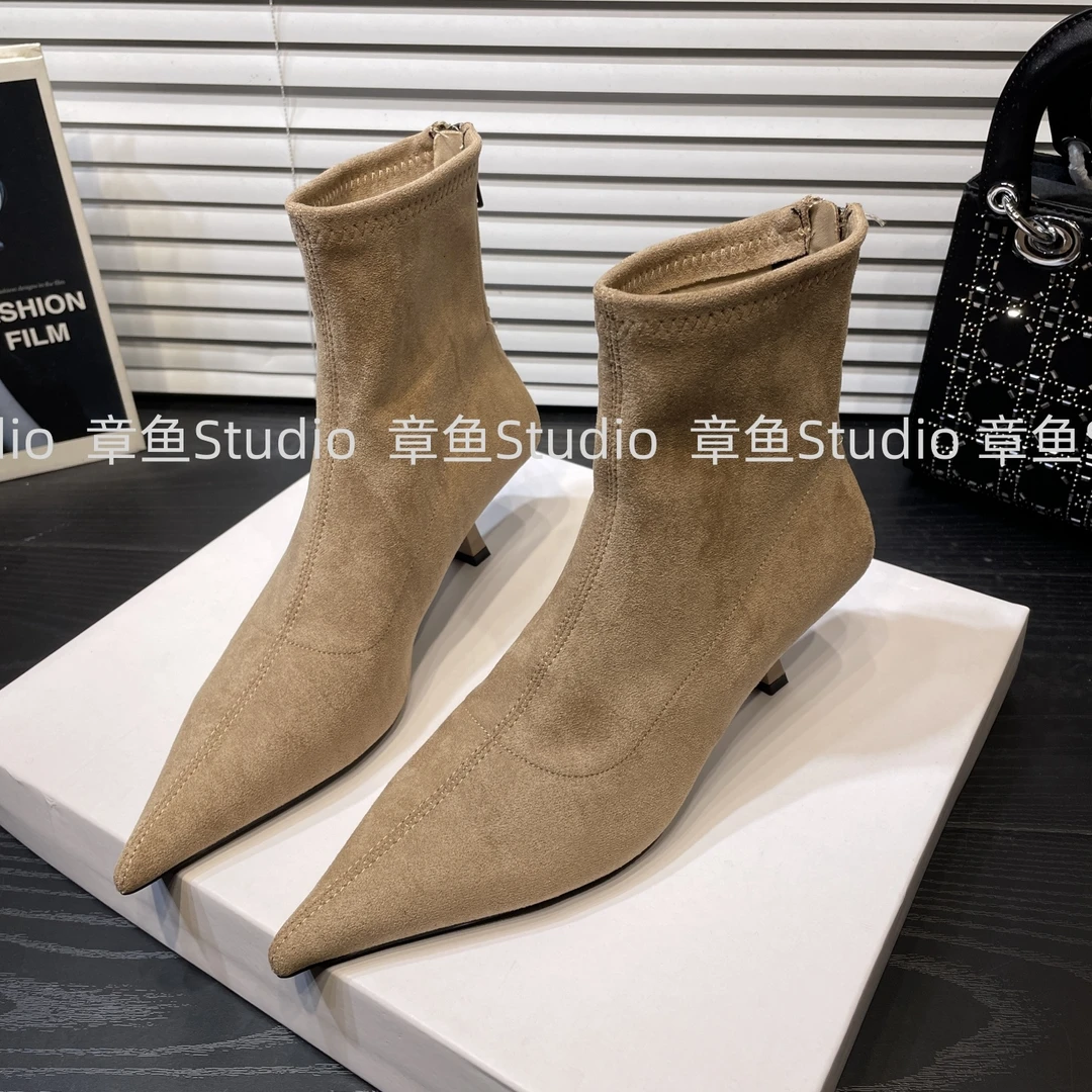 法式尖头短筒细跟绒面及裸靴女2025秋冬新款复古弹力百度瘦瘦短靴