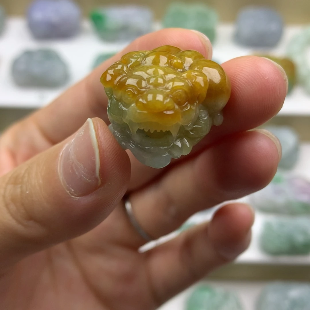 翡翠未镶嵌吊坠(不含链)天然缅甸翡翠貔貅吊坠