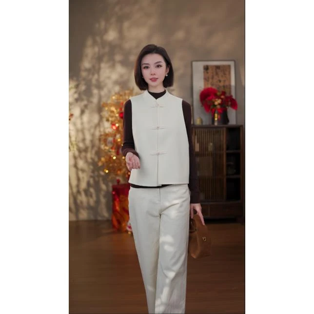 GONG QUE【白羽】新中式秋冬款手工盘扣百搭羊毛马甲 242457