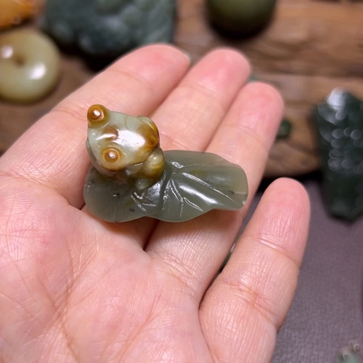 岫岩河磨玉（透闪石质玉）未镶嵌颈饰