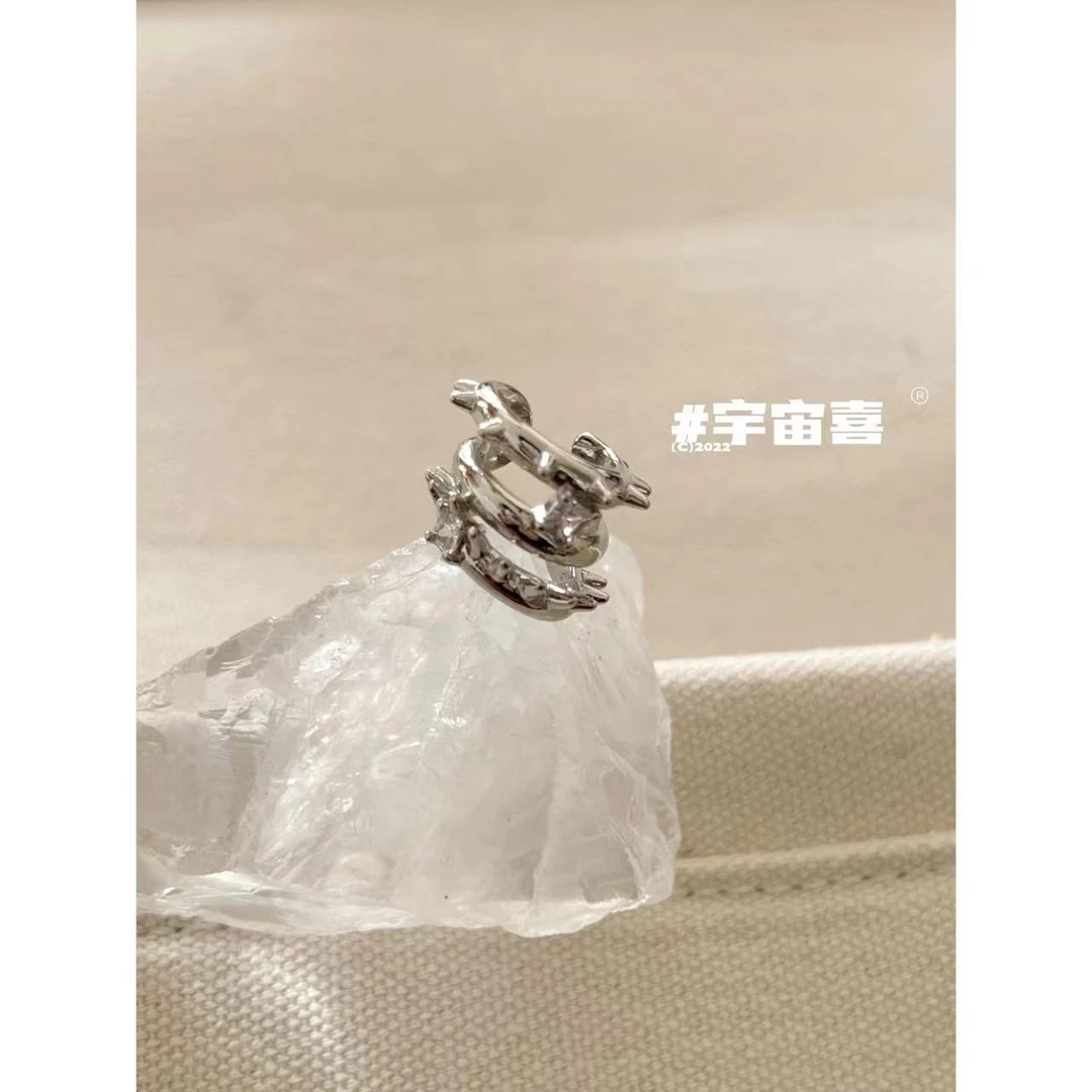 铜合金合成锆石耳饰 A1-001【荆棘耳骨夹】单只