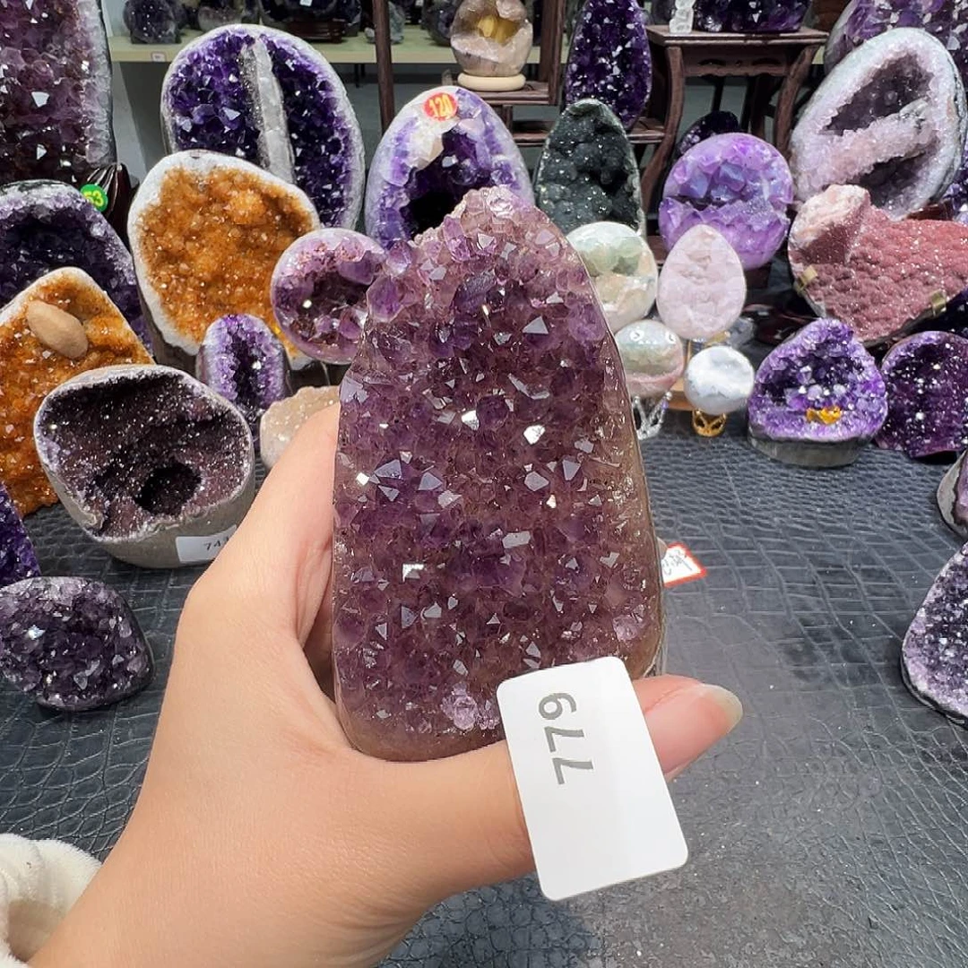 未镶嵌紫晶珠宝半成品