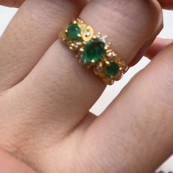 未镶嵌戒指祖母绿