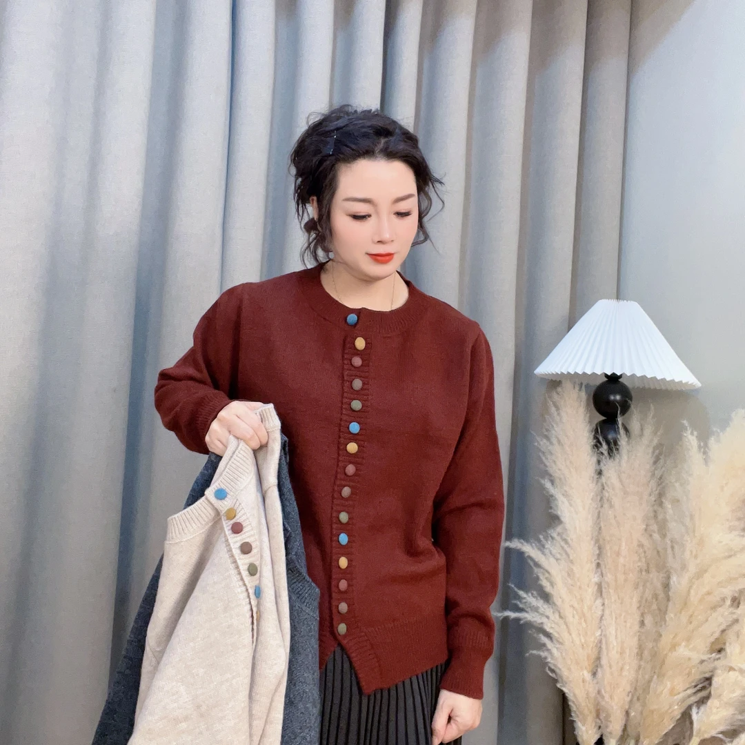 百搭显瘦秋冬时尚针织毛衣开衫