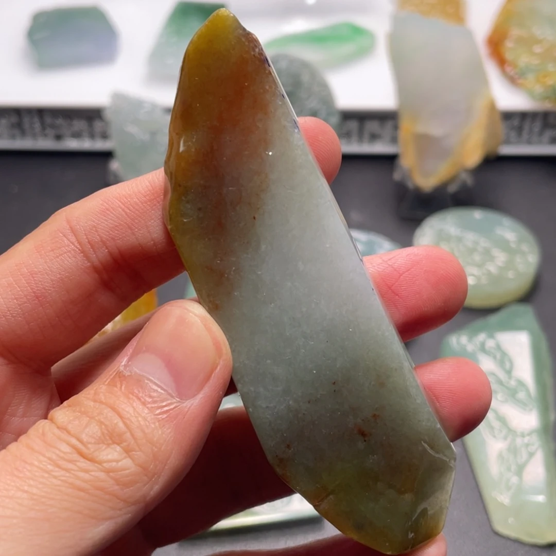 定制翡翠未镶嵌翡翠