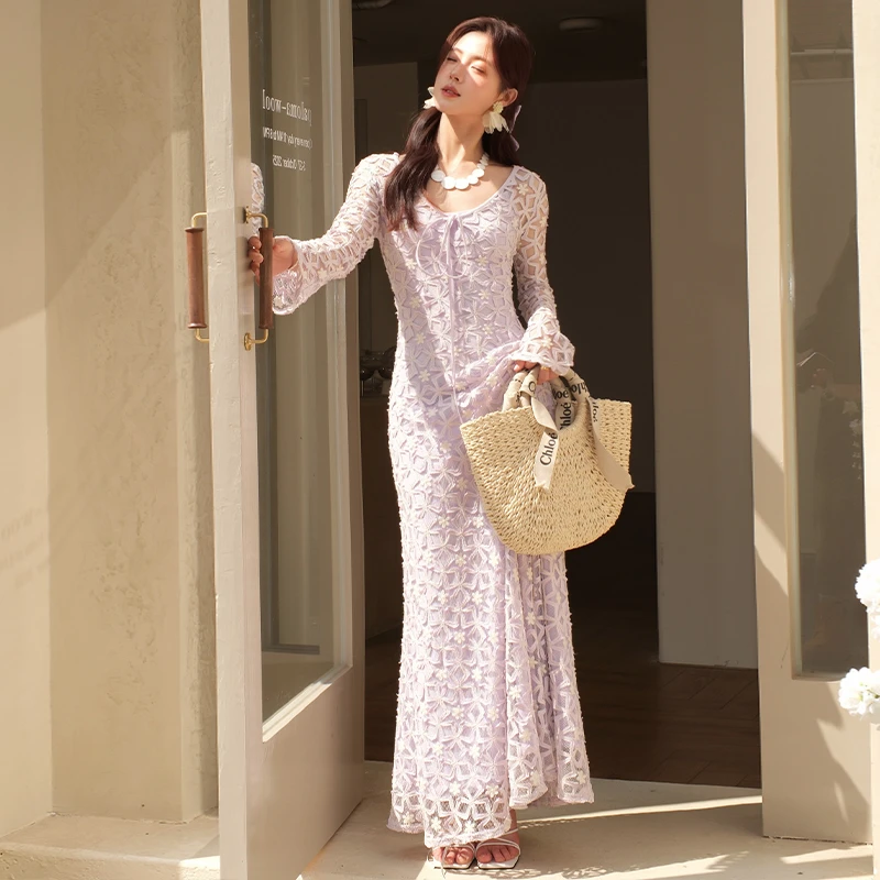 《花与梦境》气质优雅镂空面料V领系带连衣裙两件套彼得潘大叔