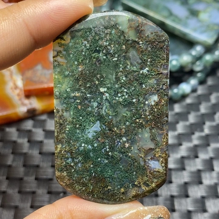 【闪购商品】玛瑙/玉髓颈饰未镶嵌金*