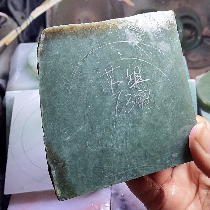 苇***姐和田玉手镯未镶嵌加工定制