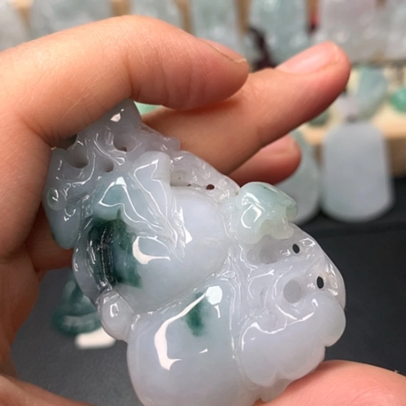 【闪购商品】翡翠颈饰未镶嵌翡翠