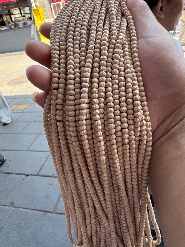 Z4柏香籽小金豆脖挂4➕5左右