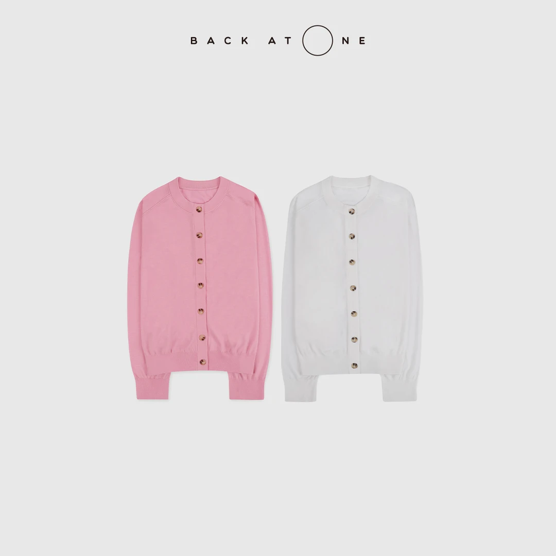 BackAtOne“温柔色调”时髦羊毛圆领马鞍肩针织开衫 BFS-1AS322H-K