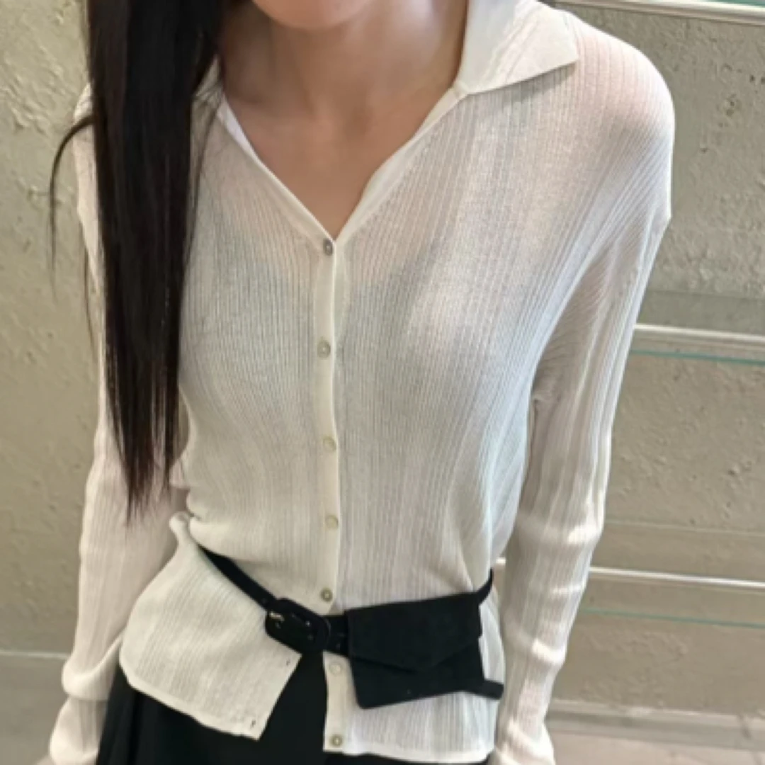 春季毛针织衫搭半身裙子的针织衫开衫白色