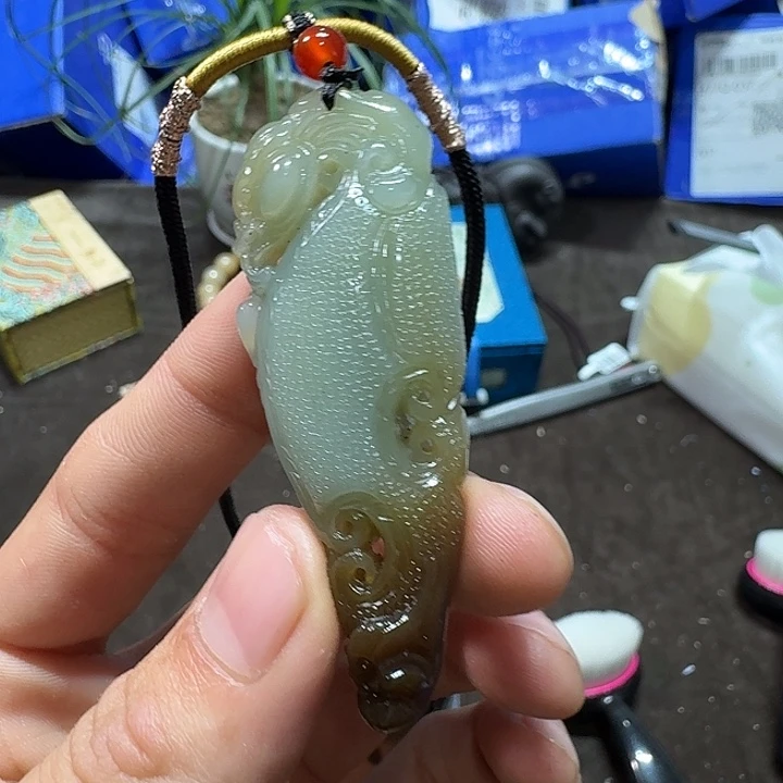 未镶嵌和田玉（糖玉）挂件