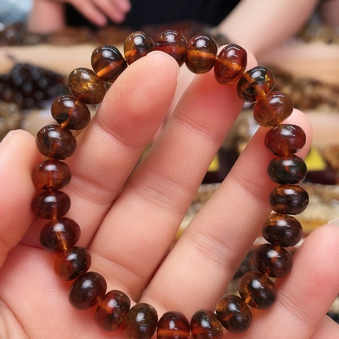 未镶嵌琥珀裸石九