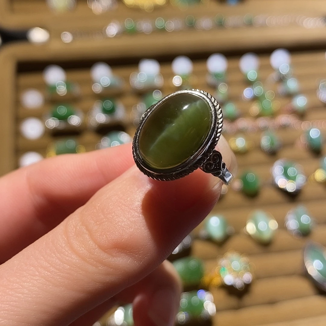 和田玉未镶嵌戒指