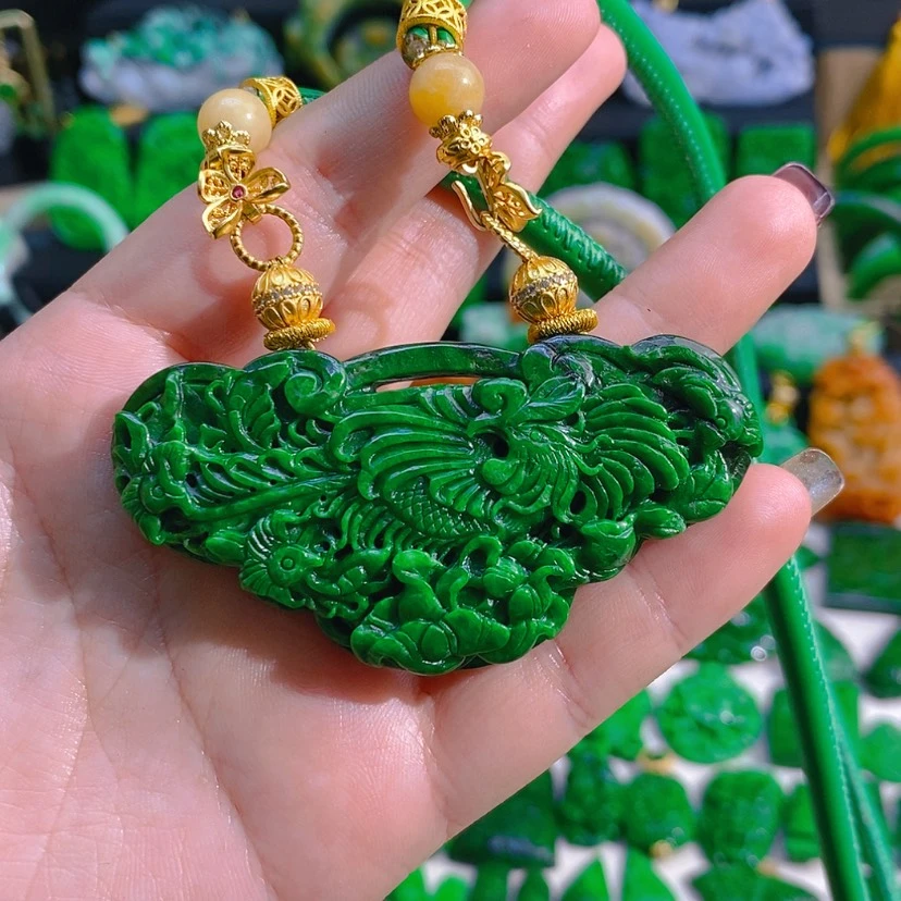 【闪购商品】翡翠颈饰未镶嵌如意锁