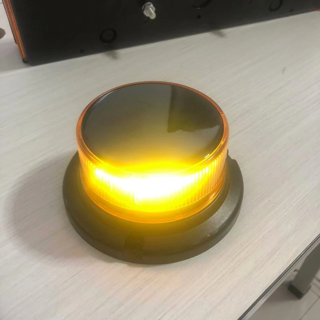 太阳能爆闪警示灯强磁车载夜间交通施工LED磁吸车顶灯路障闪光灯