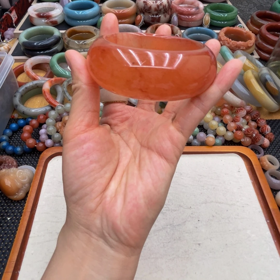 石英岩玉未镶嵌圈口5