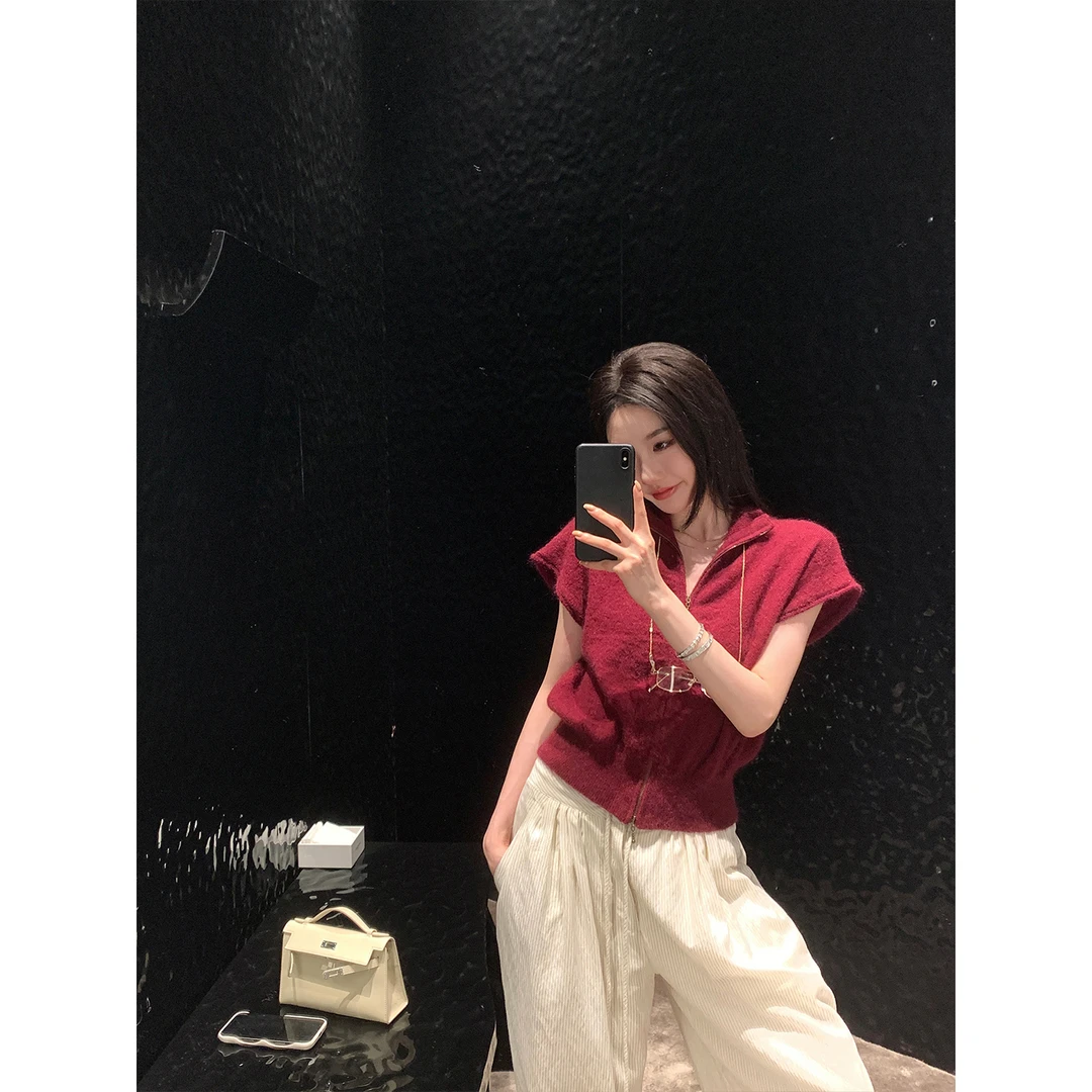 区区欧阳马海毛小飞袖马甲女夏季薄款设计感小众复古收腰坎肩马夹