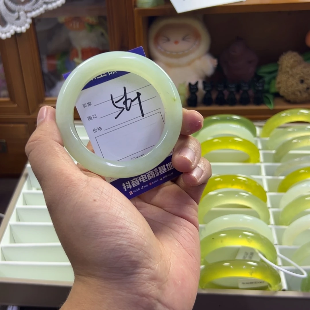 蛇纹石玉未镶嵌手镯346