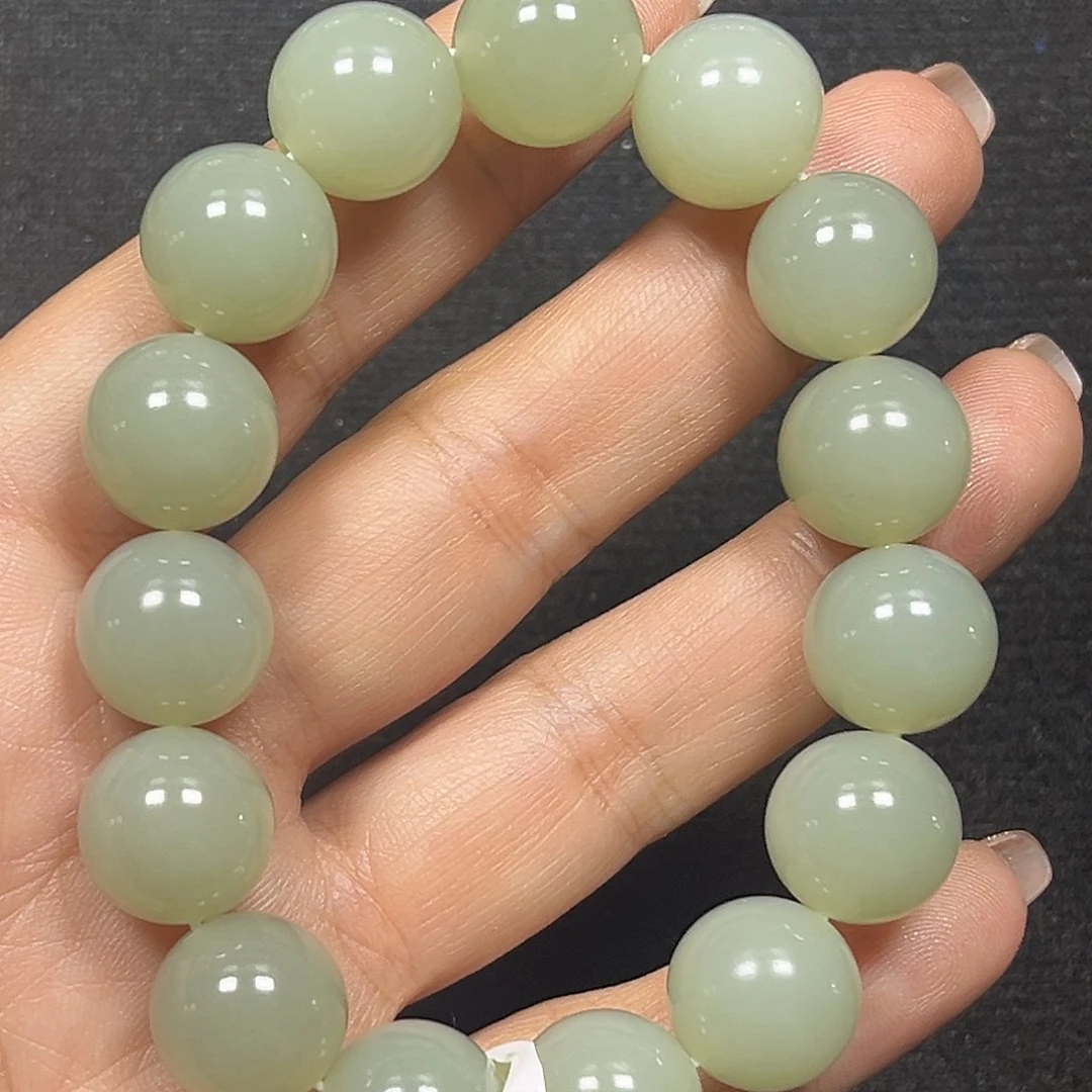 和田玉未镶嵌手串