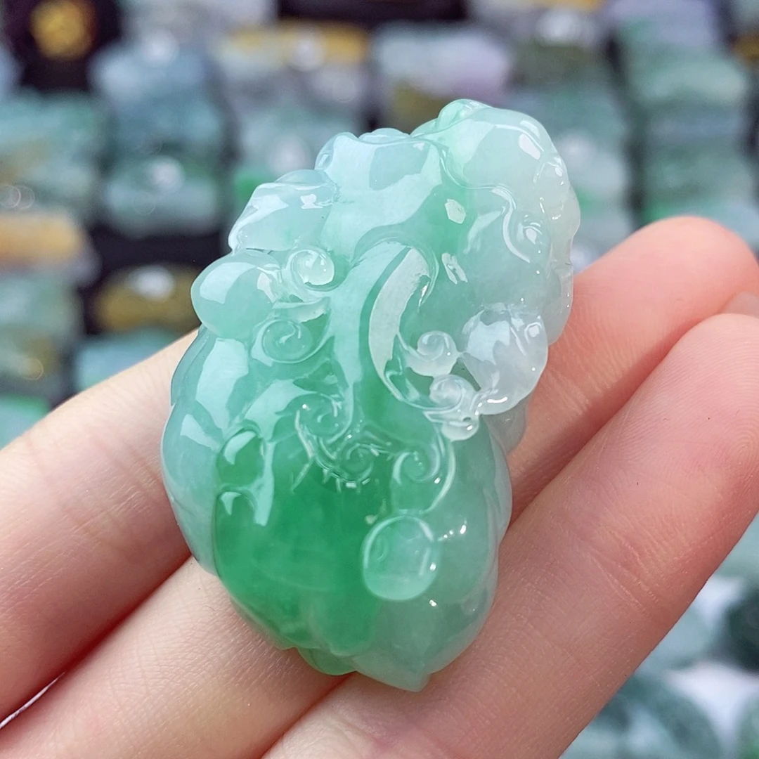 翡翠未镶嵌颈饰天然