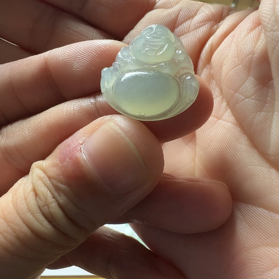 定制翡翠未镶嵌佛