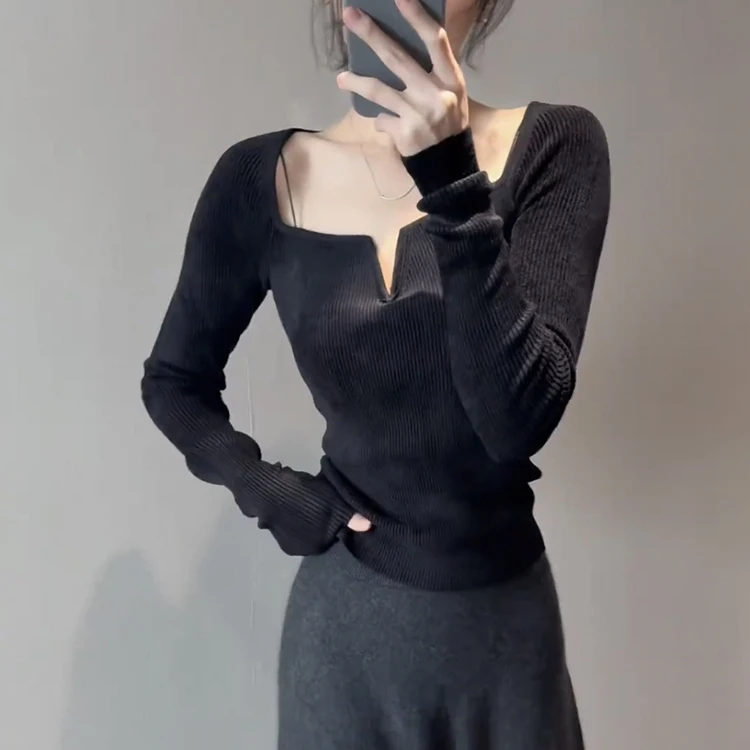 2025秋冬季新款女装高级感修身打底毛衣v领气质长袖百搭上衣女款
