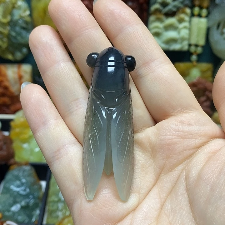 岫玉未镶嵌吊坠(赠链)大知了