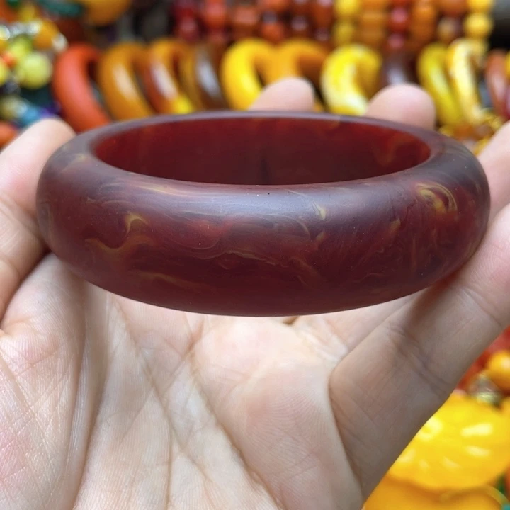 树脂制品68号红色手镯55圈口