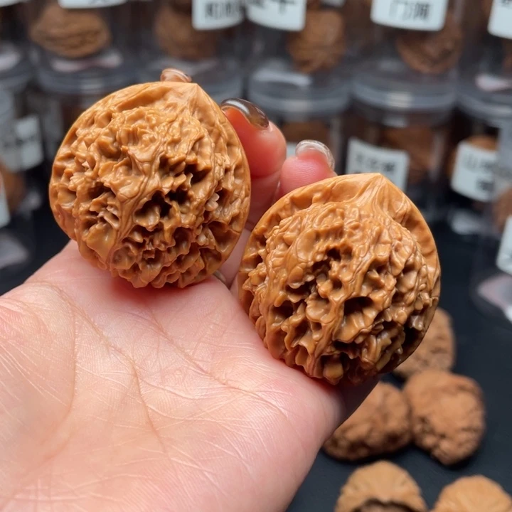 吊坠文玩核桃玉麒麟39
