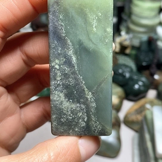 未镶嵌和田玉（糖玉）珠宝半成品