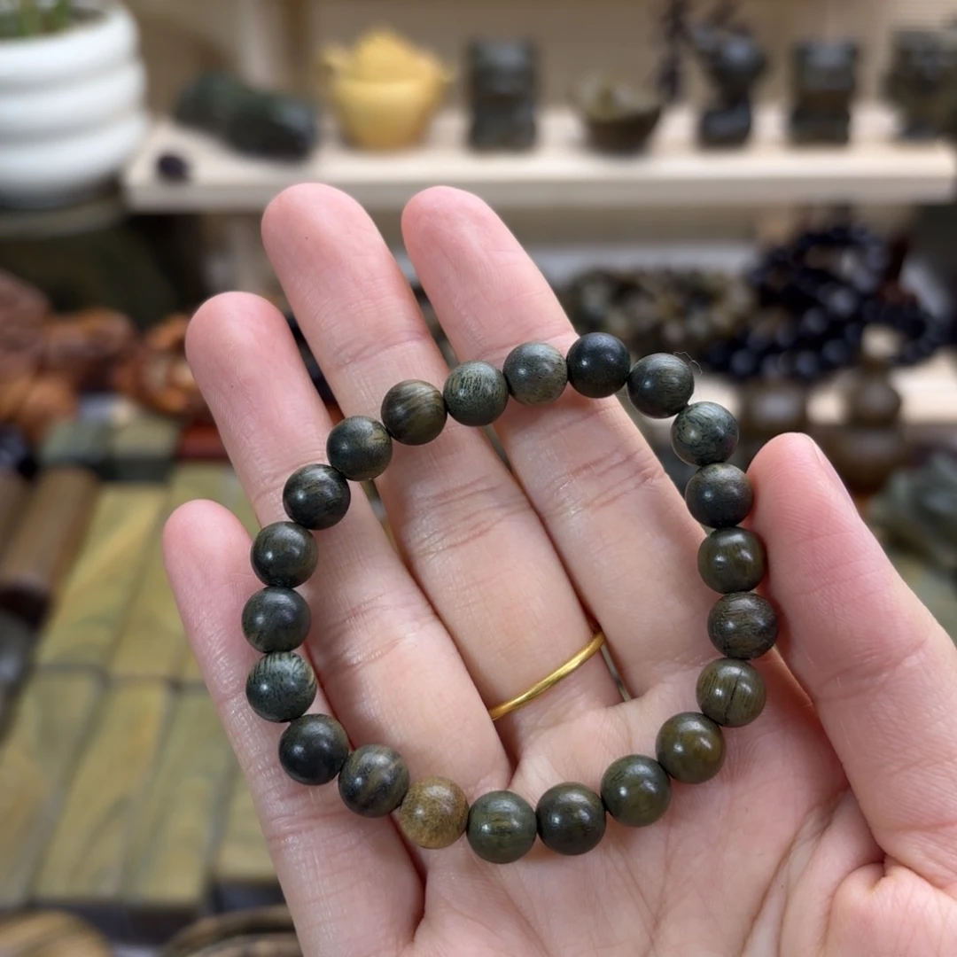 Y****木绿檀木料工艺品