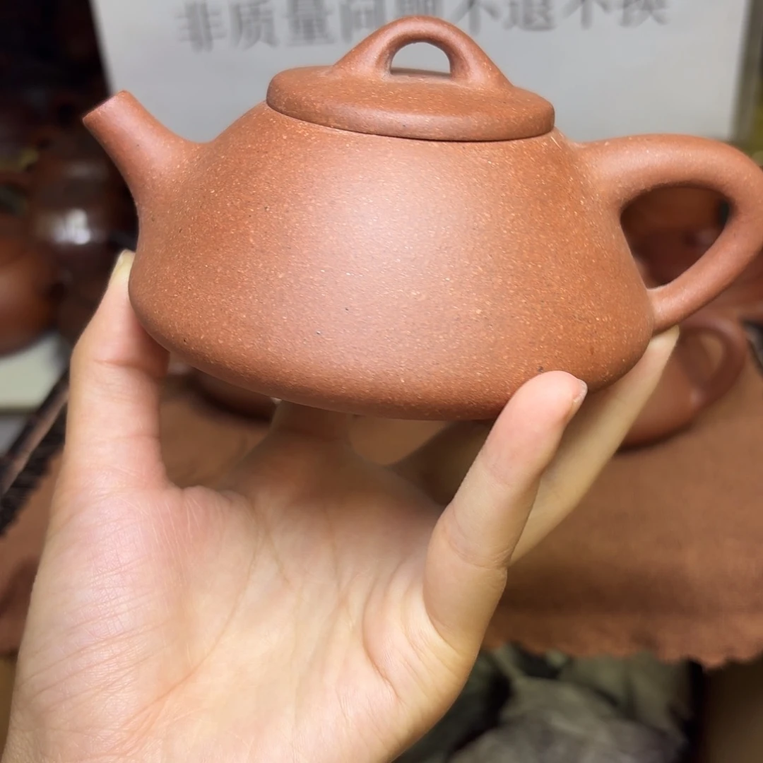 甄选宜兴本土紫砂壶