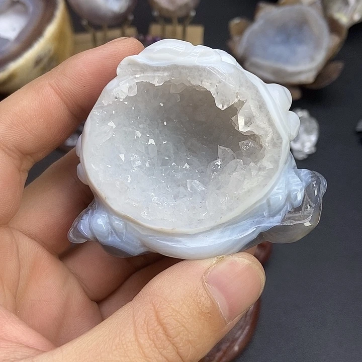 園***远玛瑙/玉髓未镶嵌珠宝奇石