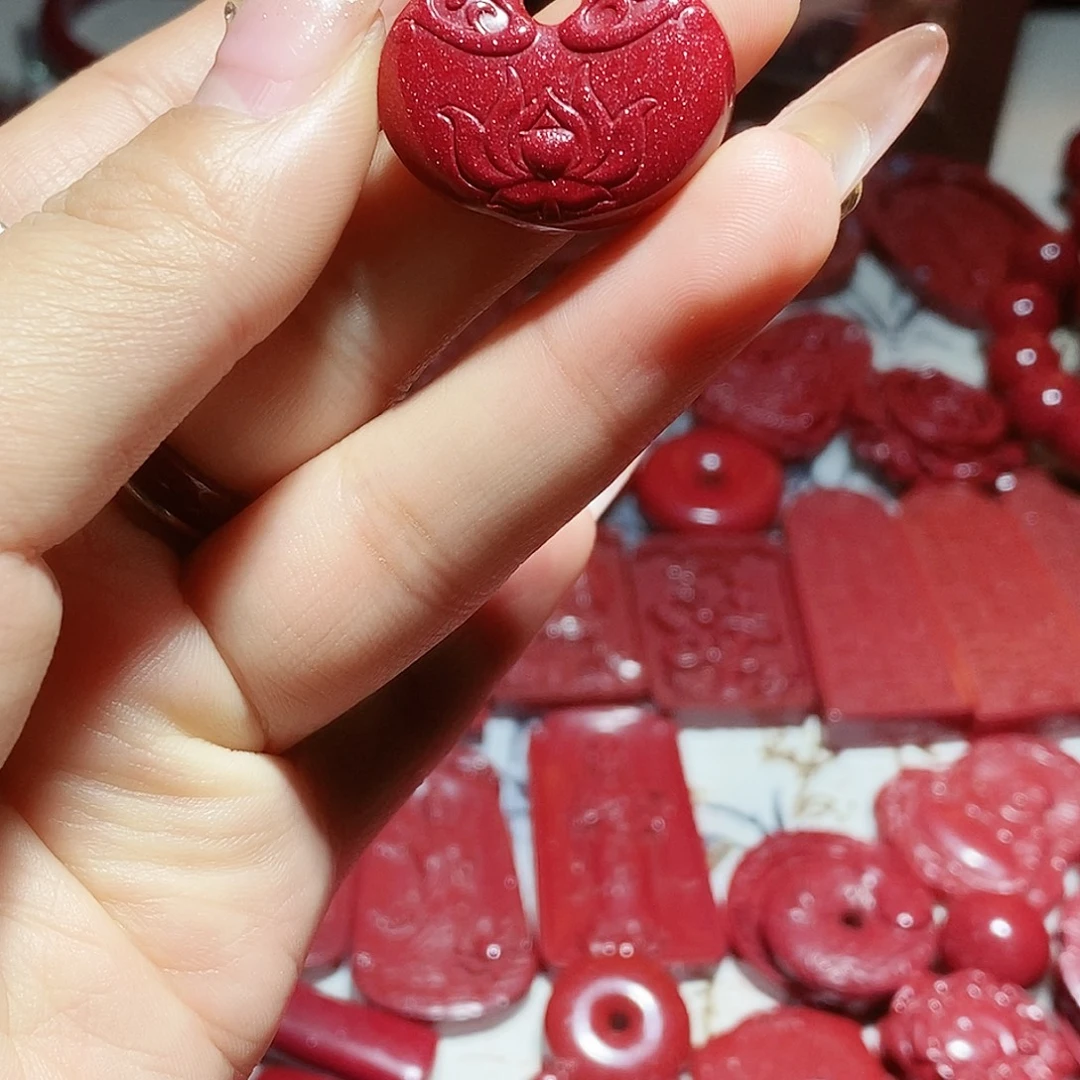 天然辰砂朱砂吊坠