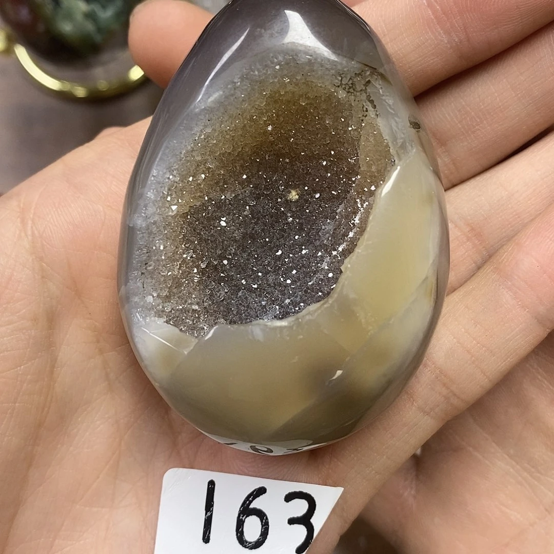 玛瑙/玉髓未镶嵌天然玛瑙龙蛋