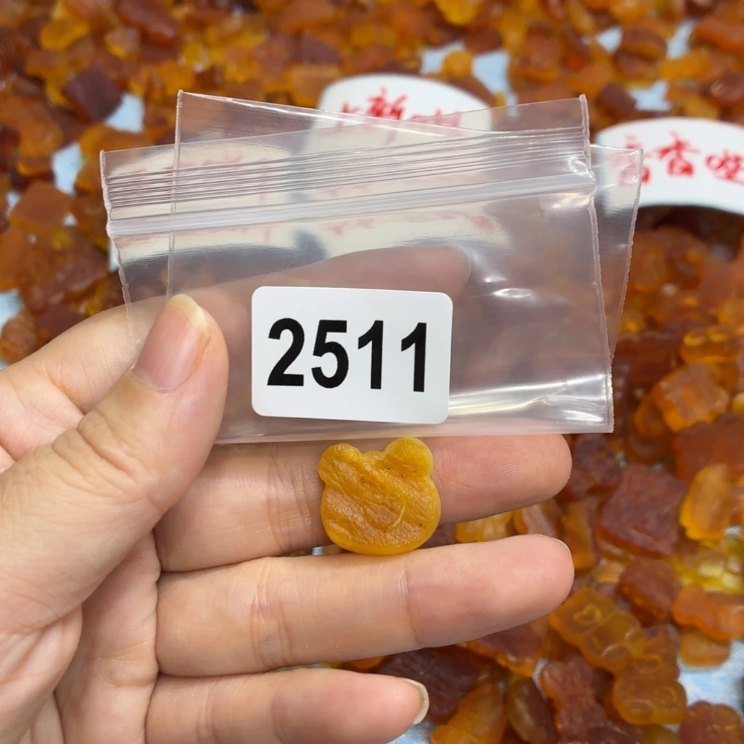 琥珀未镶嵌珠宝奇石