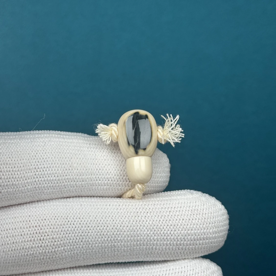 D42-73天然猛犸牙 蓝眼睛三通10.7*20.6mm支持复检假一罚十