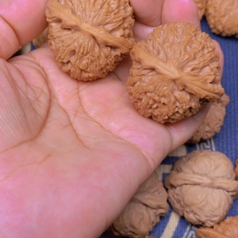 【闪购商品】文玩核桃吊坠水龙42