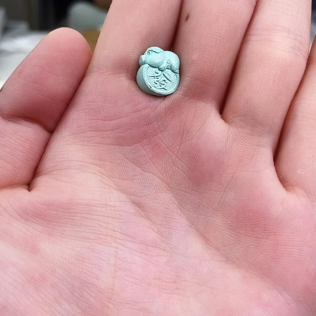 未镶嵌绿松石珠宝奇石