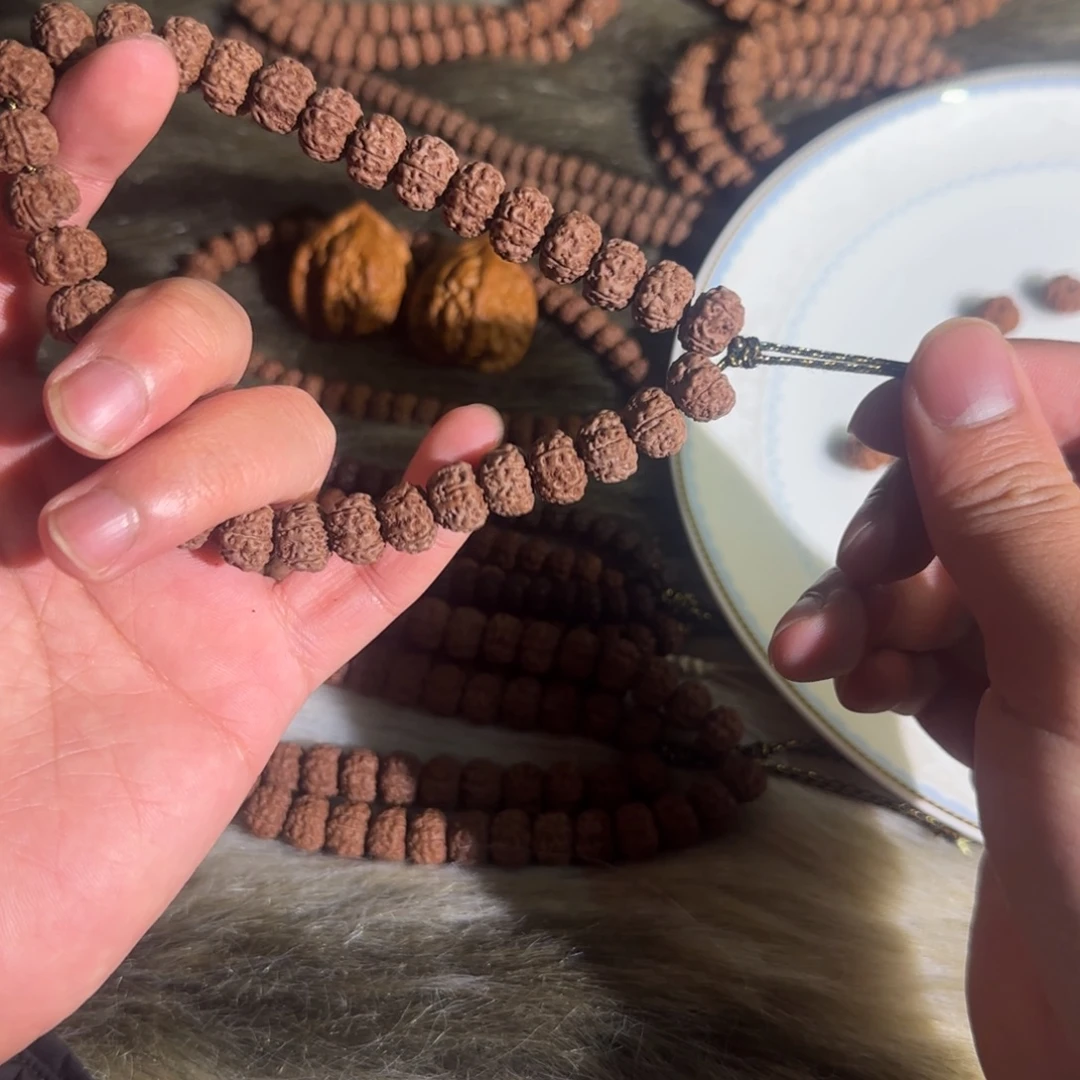 菠***蜜龙脊菩提吊坠平细手持