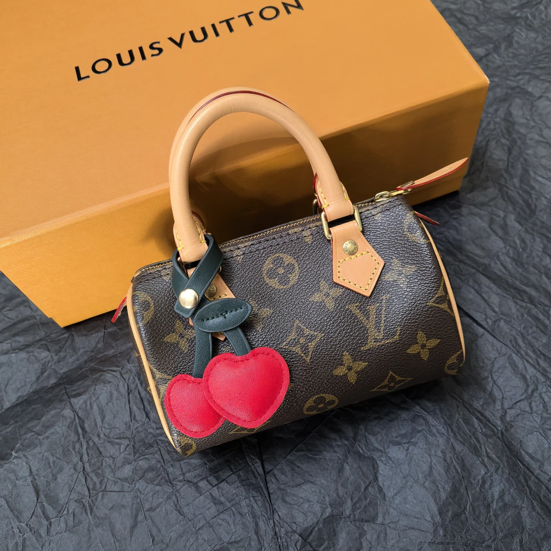 99新 LouisVuitton/路易威登 【思思】/枕头mini/换植鞣革/24h试背